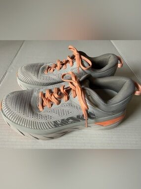 Hoka One One Bondi 7 Gray Running Shoes Sneakers Women's Size 9.5 D #1110531